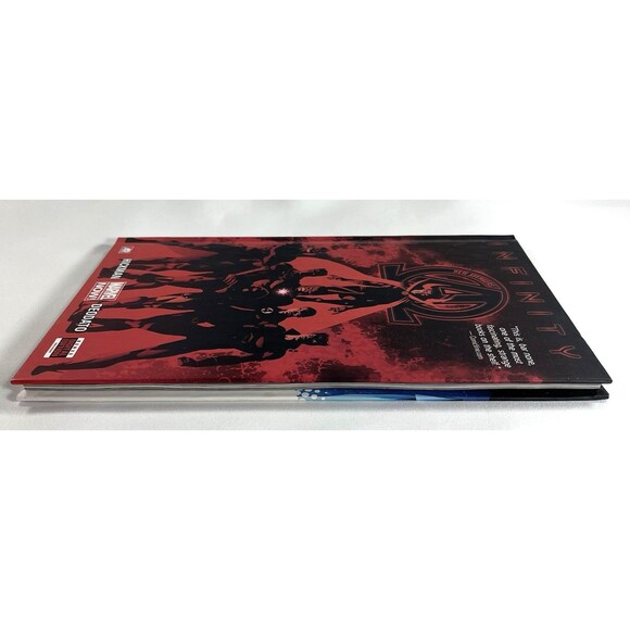 The New Avengers Infinity Vol. #2 Marvel Comics 2014 First Printing Hardback - Picture 8 of 12